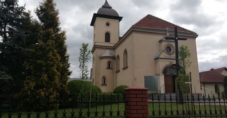 Arkadiusz H. był w tej parafii proboszczem. Mieszkańcy pamiętają księdza z "Zabawy w chowanego"
