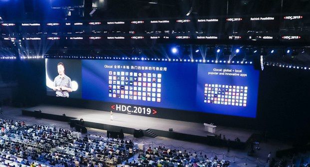 Huawei prezentuje system HarmonyOS. Może zastąpić Androida w smartfonach chińskiej marki