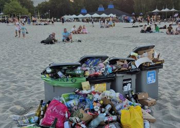 "Toniemy w śmieciach". Większość z nas udaje, że tego nie widzi