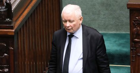 Operacja Jarosława Kaczyńskiego. Współpracownik ujawnia