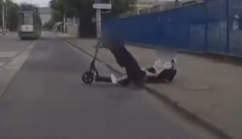 Sceny w Szczecinie. Nastolatkowie na hulajnodze. Fatalny finał