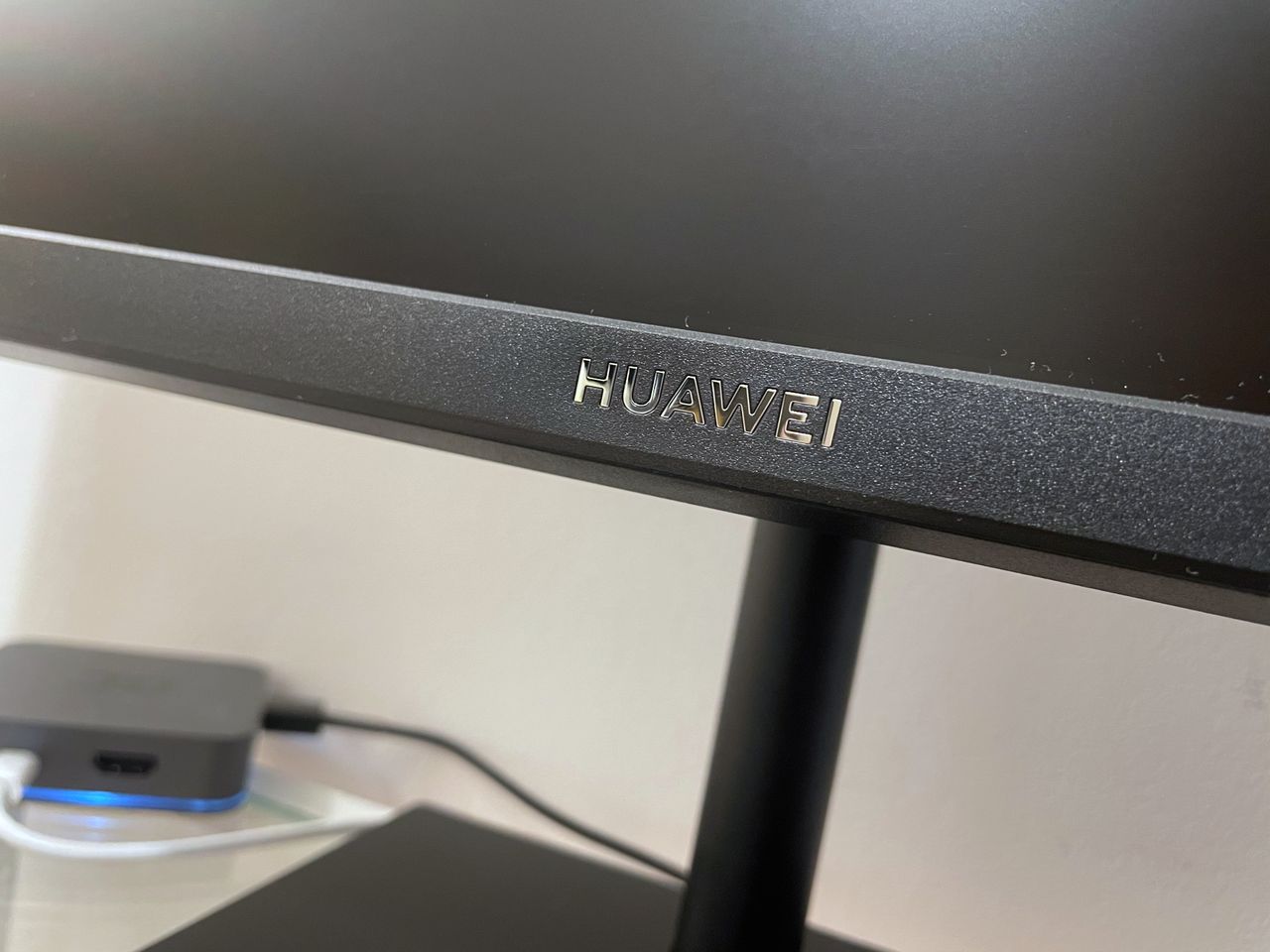 Huawei Display 23.8'' to reprezentant segmentu monitorów biurowych