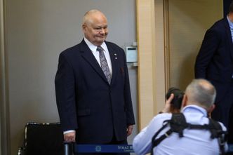 Słowa prezesa NBP osłabiły złotego. Z jastrzębia zmienia się w gołębia