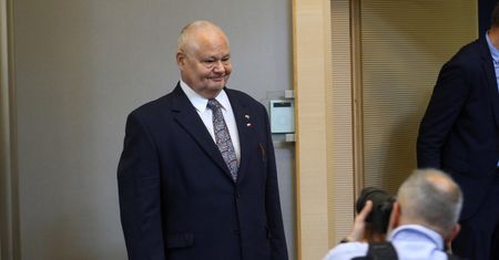Słowa prezesa NBP osłabiły złotego. Z jastrzębia zmienia się w gołębia