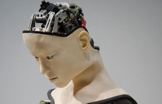 Naukowcy Mety opracowują sposoby odczytywania mowy z ludzkich mózgów