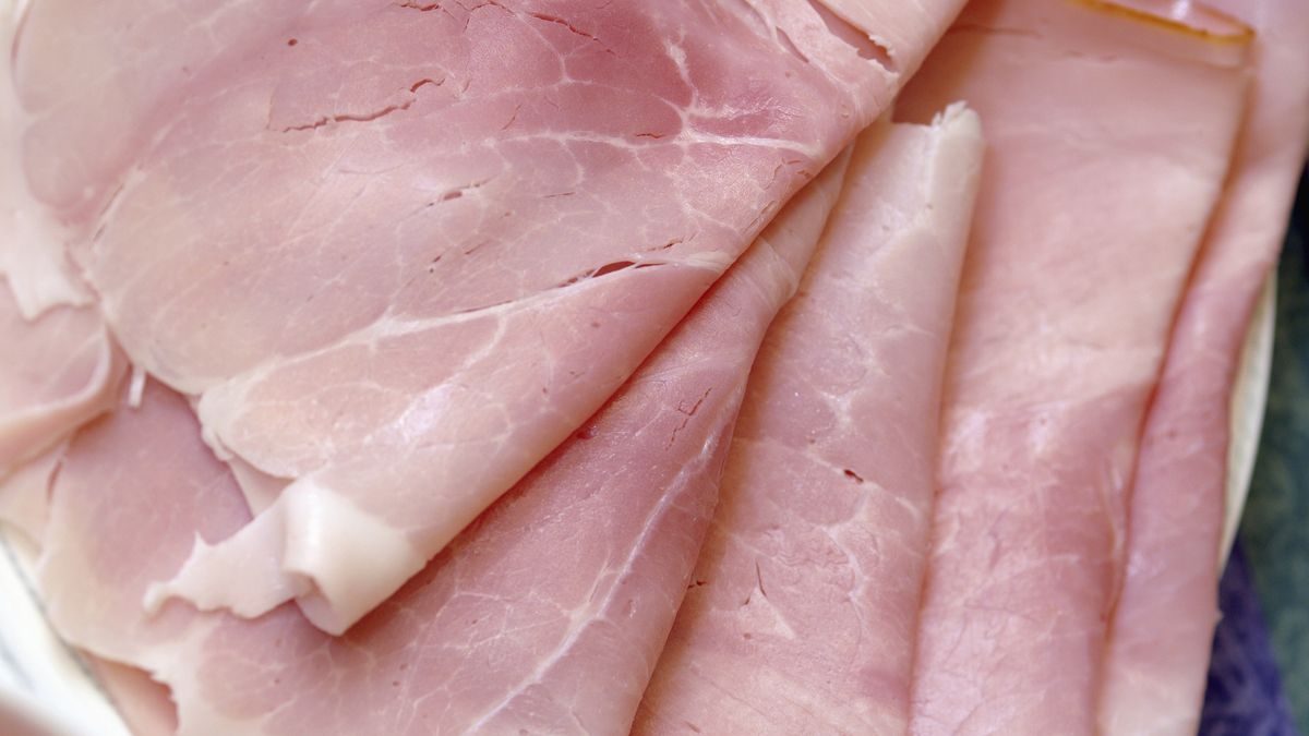 Europe, Germany, Bavaria, Munich: View Of Sliced Ham
Europe, Germany, Bavaria, Munich: View Of Sliced Ham
Kypros
sliced ham, slices, fresh, meats, sliced, german, bavarian, inside, nobody, close up, european food, world cuisines, cuisine, diet, food and nutrition