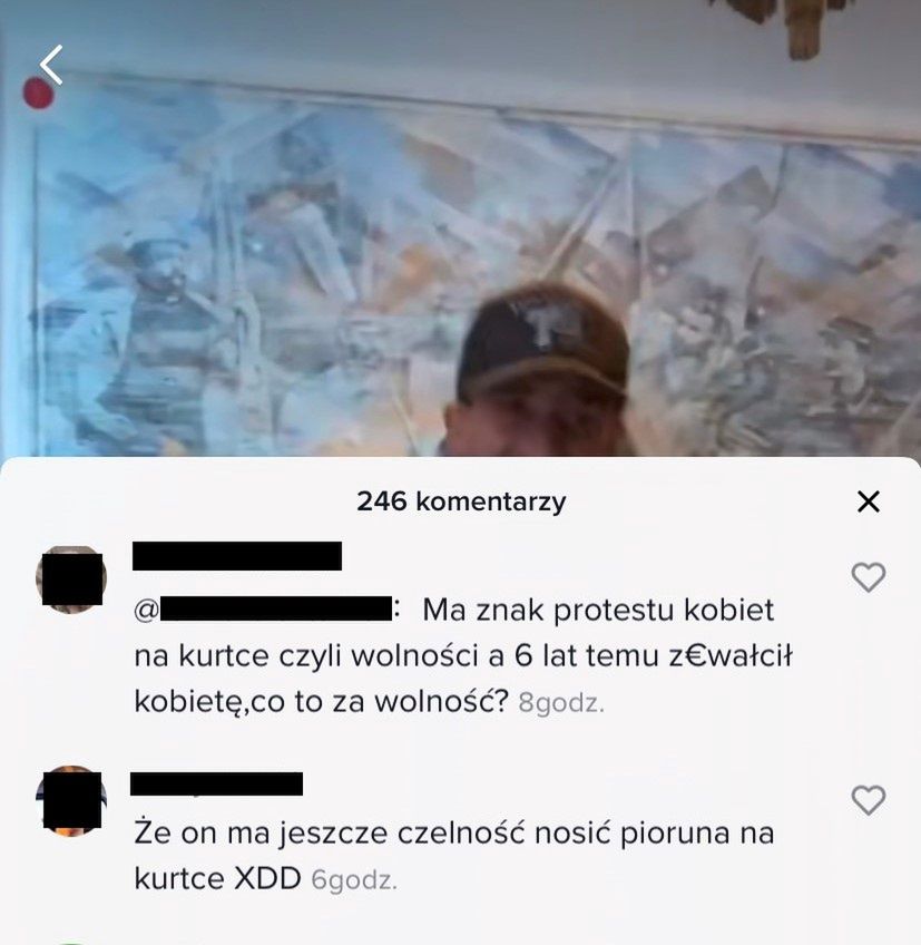 Dominic D'Angelica nagrywał TikToka z symbolem Strajku Kobiet