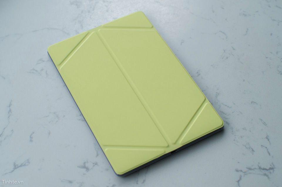 Wreszcie ładny Nexus. Widać rękę projektantów HTC 23