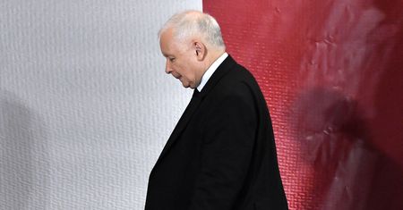 Skandal zatopi PiS? Wyciszają telefony, nabrali wody w usta