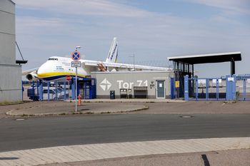 Dron uderzył w samolot w Niemczech. Trop prowadzi do Polski