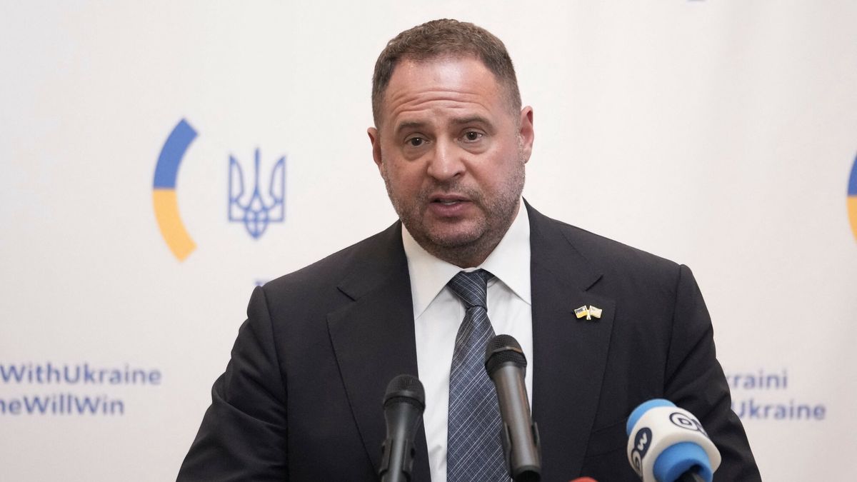 Archiwum zagraniczne East News 2025-11
(FILES) Ukrainian Presidential Office Head Andriy Yermak, speaks during a news conference at the Ukrainian Embassy, following an earlier meeting with US Secretary of State Marco Rubio at the State Department in Washington, DC on June 4, 2025. Ukrainian President said on November 28, 2025, his top aide Andriy Yermak had resigned after investigators raided the powerful chief of staff's house as part of a sweeping corruption probe. (Photo by Oliver Contreras / AFP)
OLIVER CONTRERAS