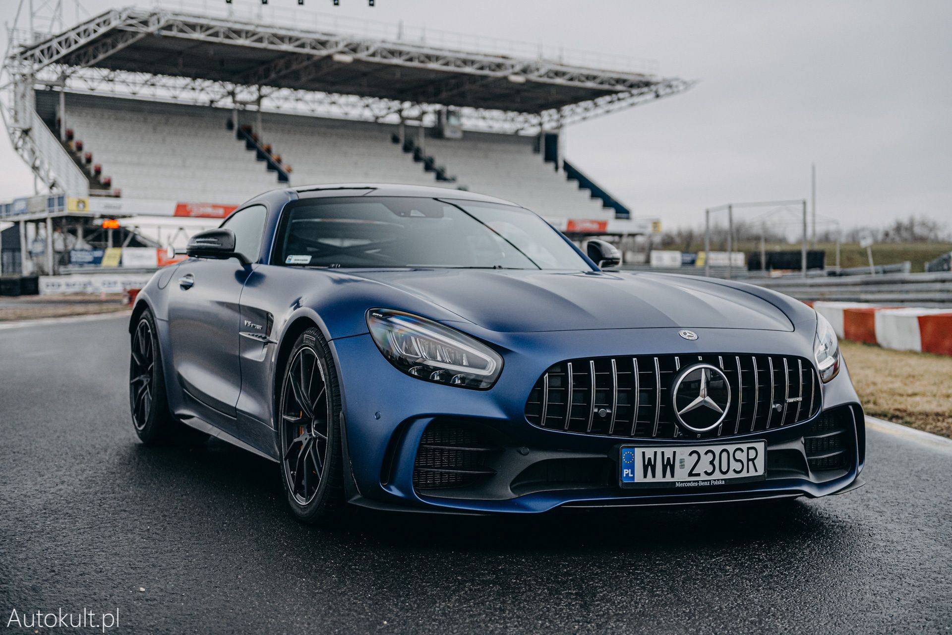 Mercedes-AMG GT R (2022)