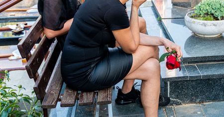 Nie wypada na cmentarzu. Ksiądz ostrzega przed Wszystkich Świętych