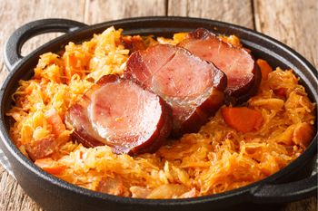 Zostawia tradycyjny polski bigos daleko w tyle. Jesienią spróbuj kapusty po serbsku