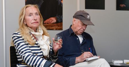 Mało kto pamięta o jej byłym mężu. Zezwalał na "schadzki"