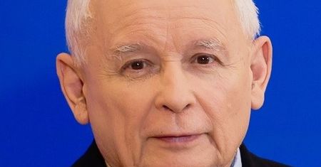 Kaczyński trafił do szpitala. PiS uspokaja: "To infekcja, zostanie kilka dni"
