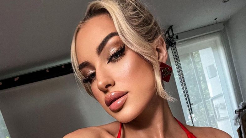 Caroline Derpienski epatuje ogromnym dekoltem