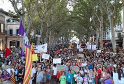 "Wracajcie do domów!" Protesty na hiszpańskiej wyspie