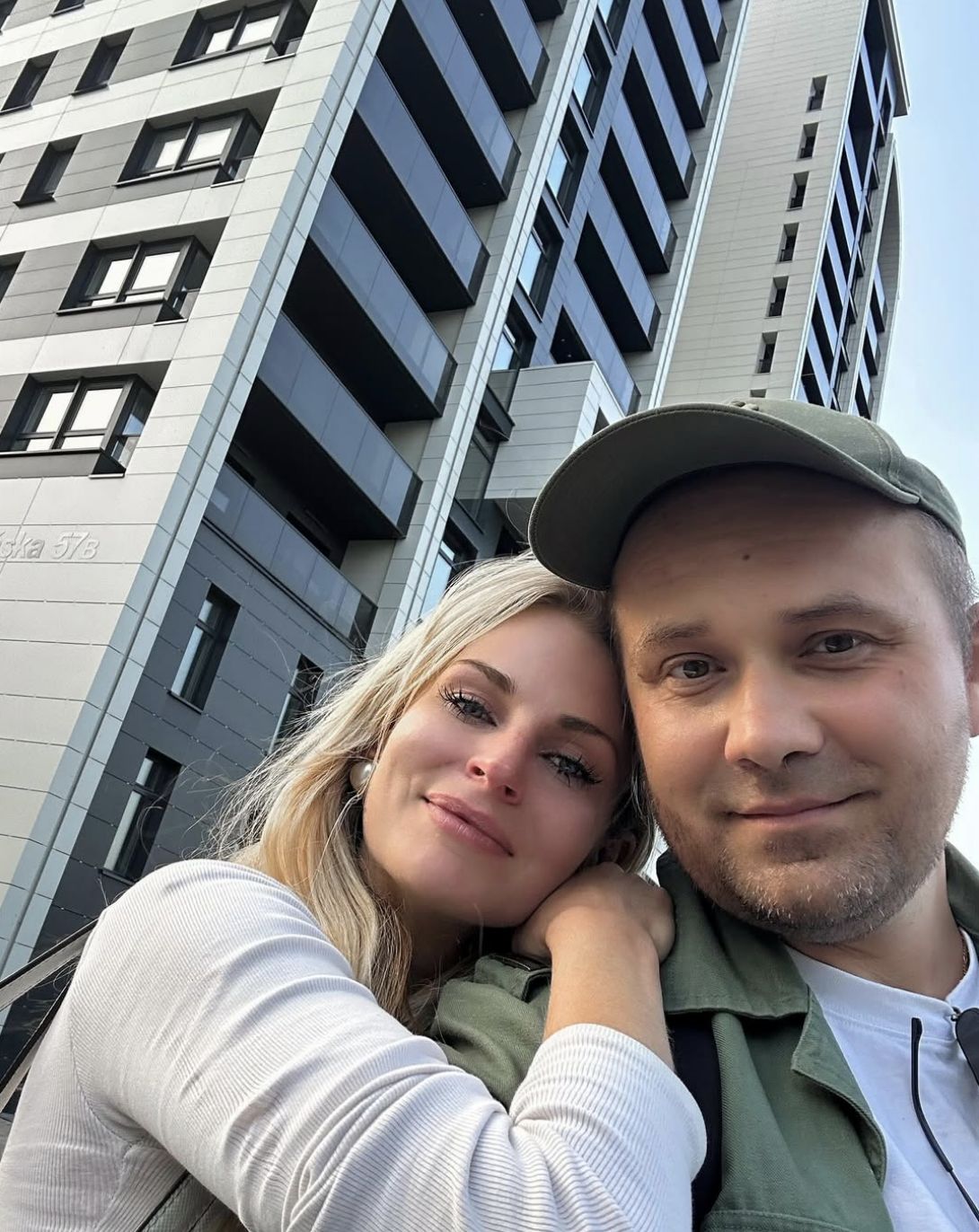 Adrian Szymaniak z żoną Anitą