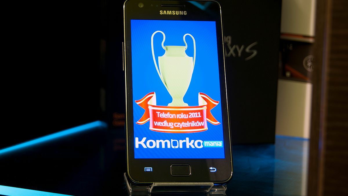 Telefonem roku według czytelników Komorkomania.pl został... 1