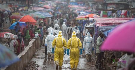 "Krwawy wirus bez szczepionki". Ebola w Kongu szaleje – ponad 900 podejrzanych przypadków