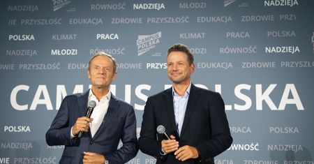 Ustawione pytania do Tuska i Trzaskowskiego? Jest odpowiedź na zarzuty