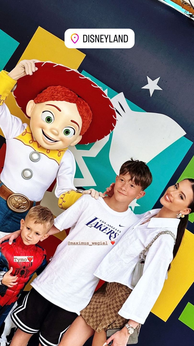 Rodzinny dzień Roksany Węgiel i Kevina Mgleja w Disneylandzie