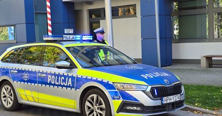 Dzielnicowy z Płocka pomógł mieszkance w trudnej sytuacji. Kobieta podziękowała policjantowi!