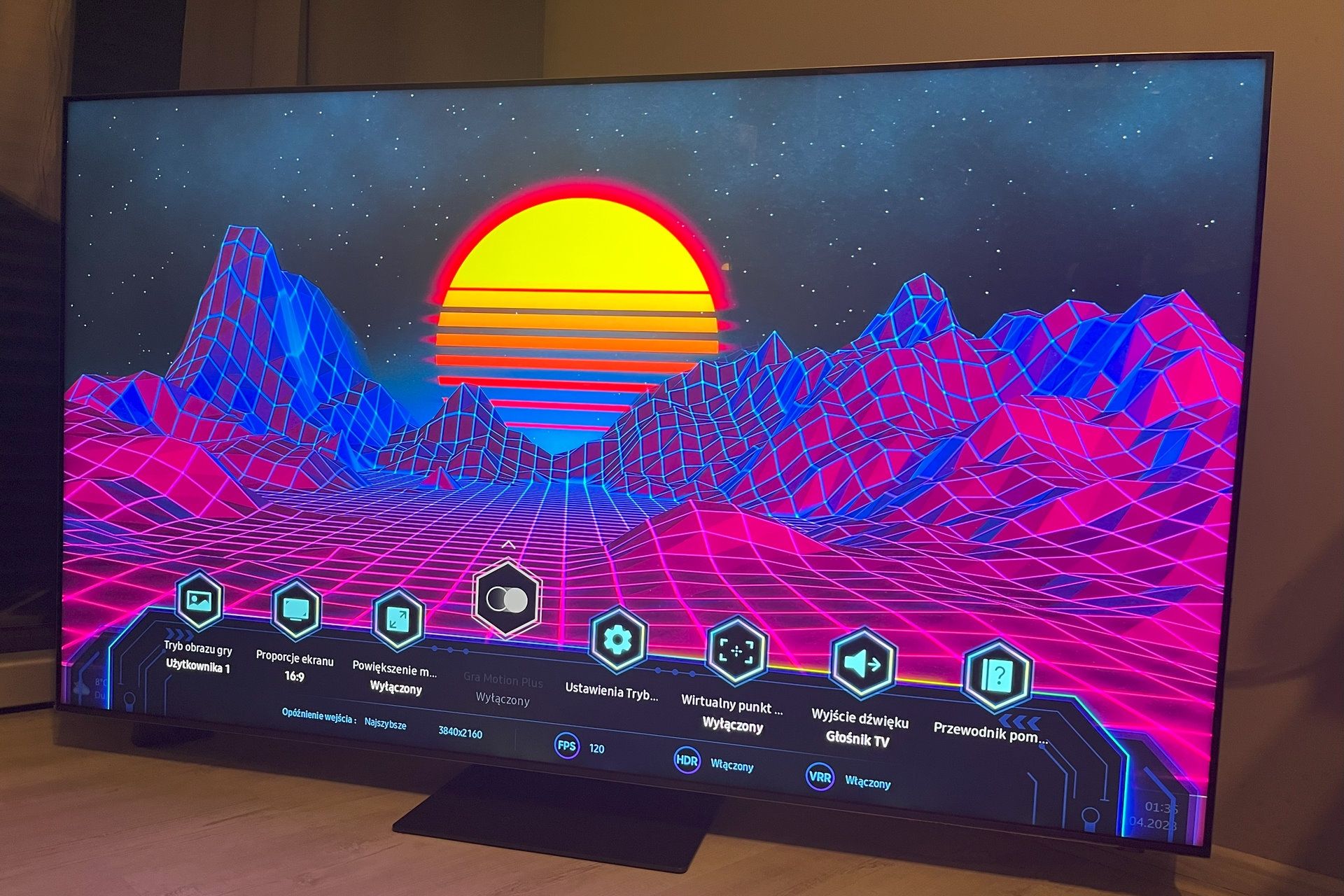 Samsung QN800C - Panel gracza