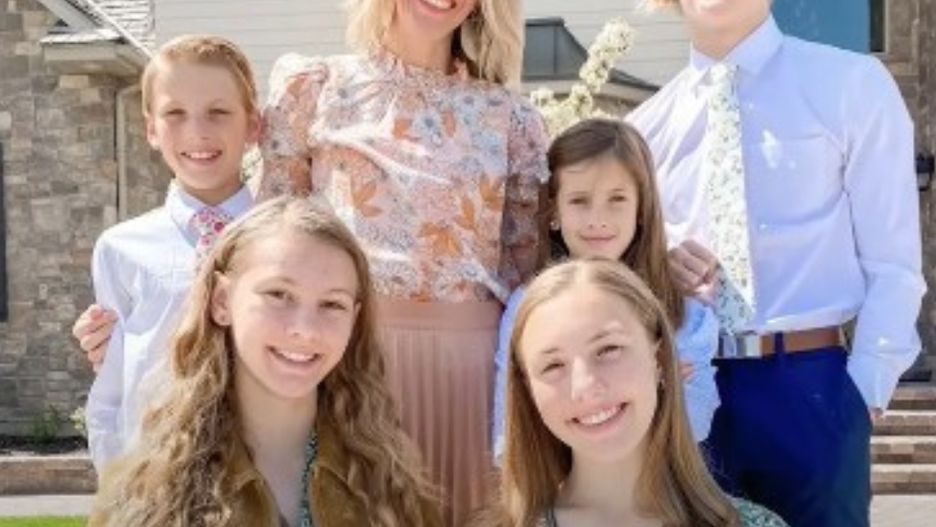 W sieci opowiadała o rodzicielstwie. Aresztowano ją o znęcania się nad dziećmi