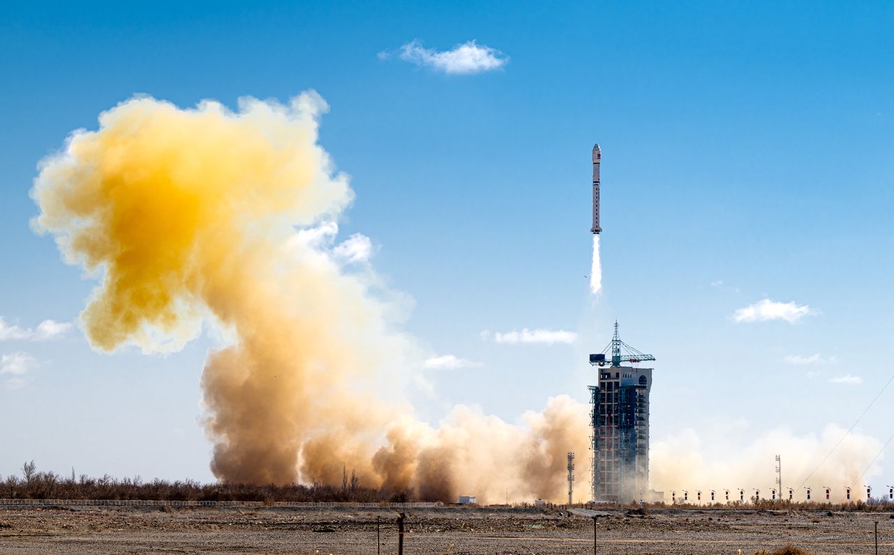 Start of a Chinese rocket/ Photo for illustration purposes