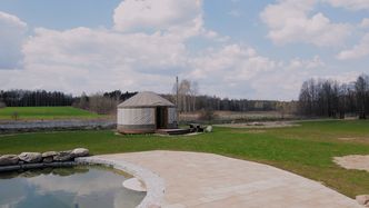 Współczesna jurta. Z tego domu jest bliżej do gwiazd