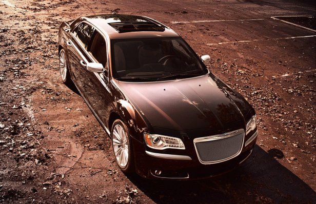 Chrysler 300 Luxury Series