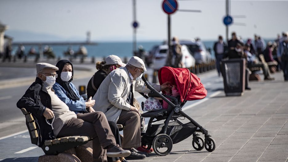 Eksperci są zdania, że druga fala koronawirusa uderzy latem 