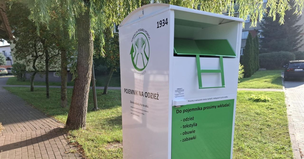 Suwałki: Nowe kontenery na tekstylia już pojawiły się w mieście. Mają ułatwić segregację