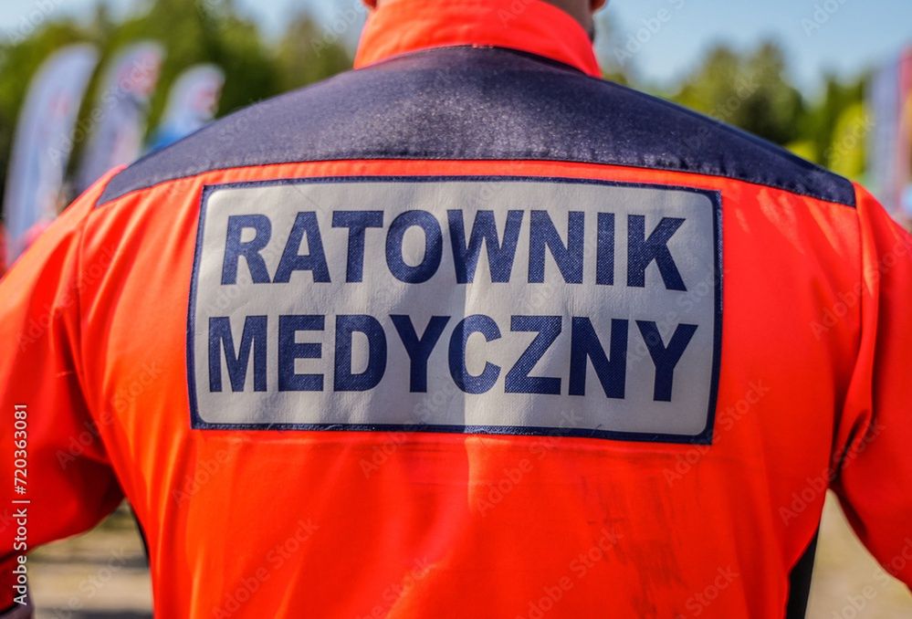 Dramatyczne chwile nad Miedwiem: Akcja "łańcucha życia" po zgłoszeniu zaginięcia dziecka