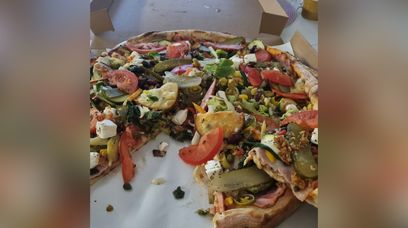 40-składnikowa pizza? Cena nietypowego zamówienia szokuje