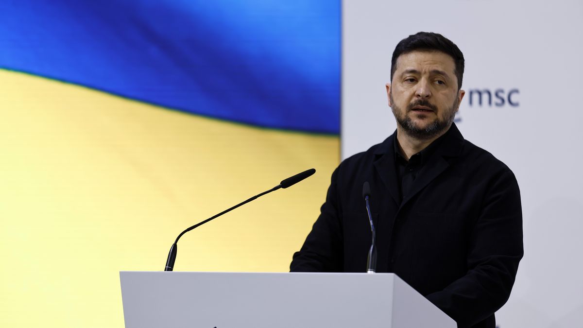 MUNICH, GERMANY - FEBRUARY 14: Ukrainian president Volodymyr Zelensky delivers a key note speech at the 62nd Munich Security Conference on February 14, 2026 in Munich, Germany. The conference, which brings together government leaders, security experts and defence ministers, is taking place at a time when the traditional western political and military alliance is facing rupture due to the policies of U.S. President Donald Trump. (Photo by Johannes Simon/Getty Images)