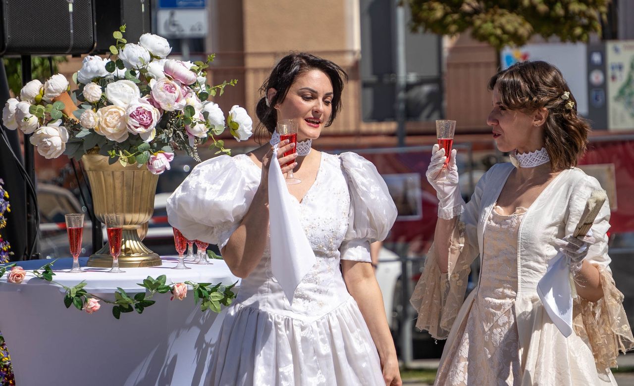 3 Maja w Sępólnie Krajeńskim, Ogrody Konstytucji
