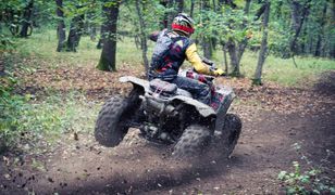 Quadami zniszczyli zabytkowe grodzisko. Prokuratura nie widzi problemu
