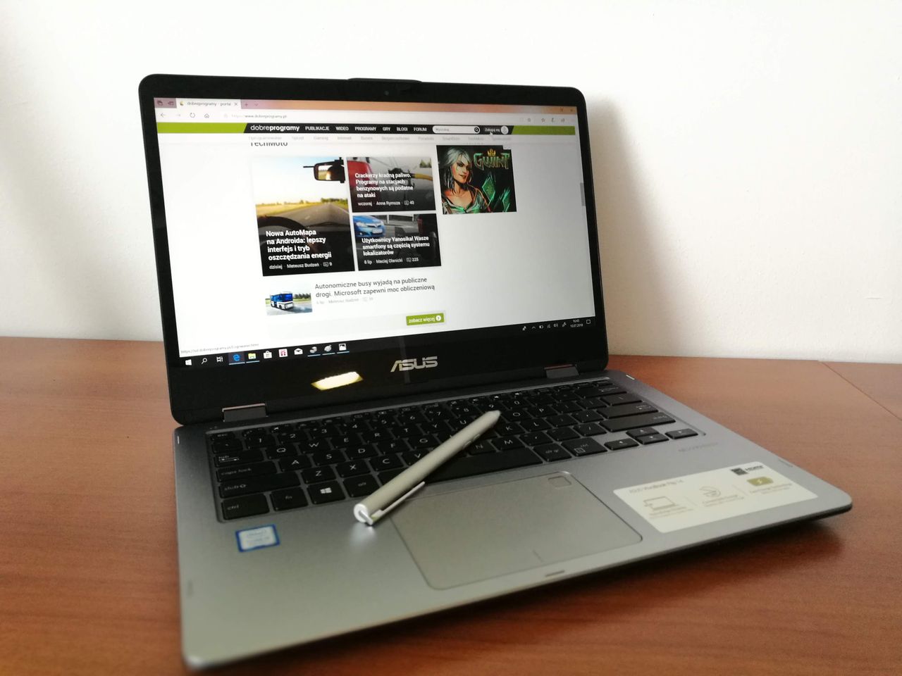 Asus VivoBook Flip 14, czyli hybrydowy laptop do pracy i dla kreatywnych