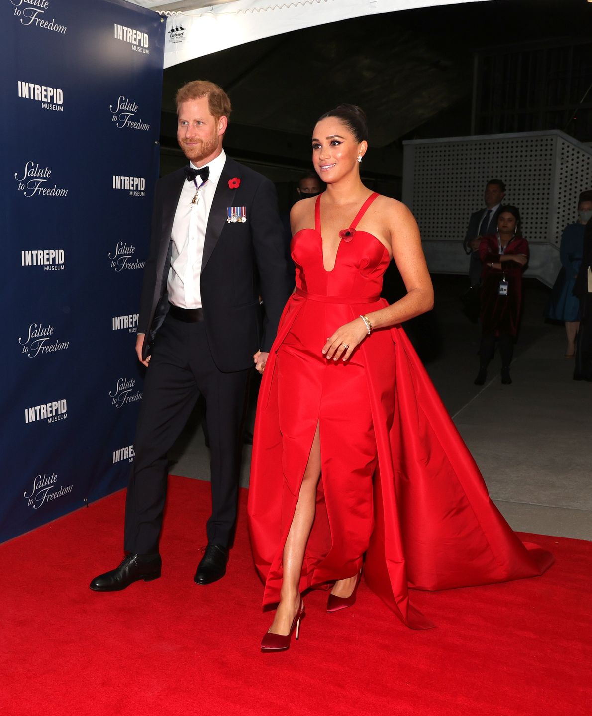 Meghan Markle i książę Harry na gali Salute to Freedom w Intrepid Museum w Nowym Jorku