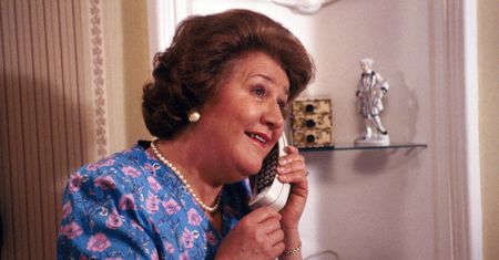 Patricia Routledge nie żyje. Aktorka znana z "Co ludzie powiedzą?" miała 96 lat