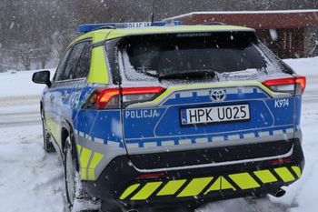 15-latek leżał w zaspie przy -7 stopniach. Miał dwa promile alkoholu