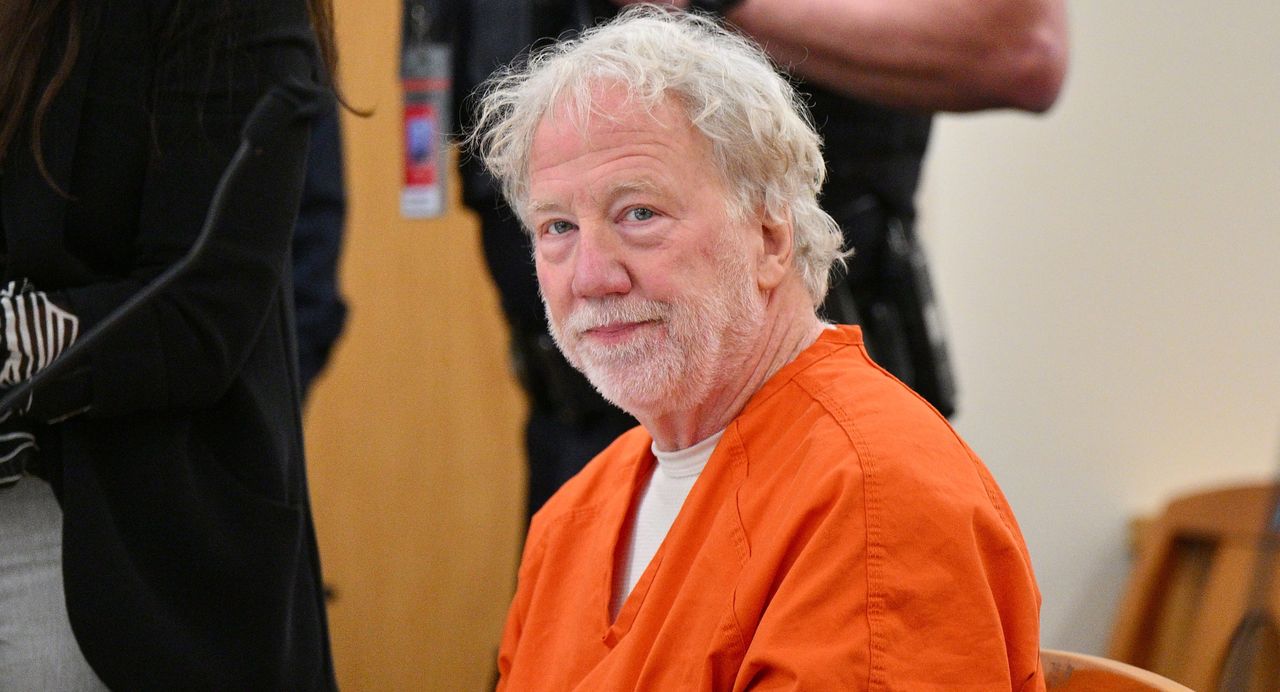 Łzy żony na sali sądowej. Zwrot w sprawie aktora oskarżonego o molestowanie