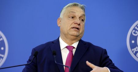 Kádár siedzi i patrzy, jak Orbán znowu mrozi ceny [OPINIA]