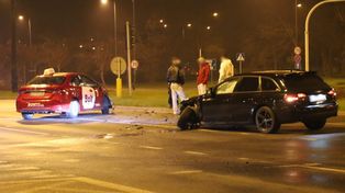 Nocne zderzenie aut w Lublinie. Jeden z kierowców sądził, że ma pierwszeństwo