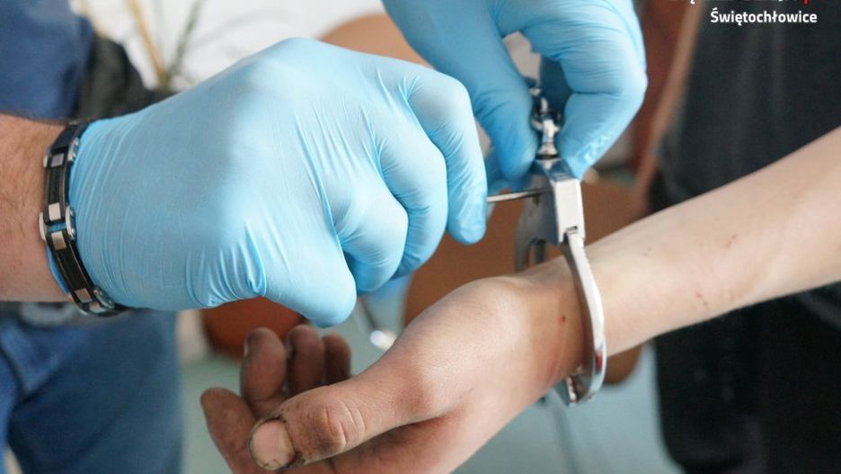 Śląskie. 29-letni chorzowianin został zatrzymany podczas włamania do salonu fryzjerskiego w Świętochłowicach.
