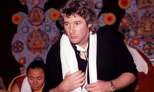 Syn Richarda Gere'a na ściance. Jak wygląda 26-letni Homer?