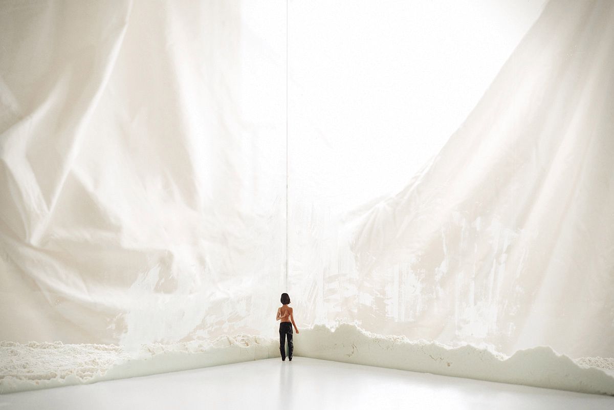 Zimne, surrealistyczne krajobrazy Ilki Kramer 4